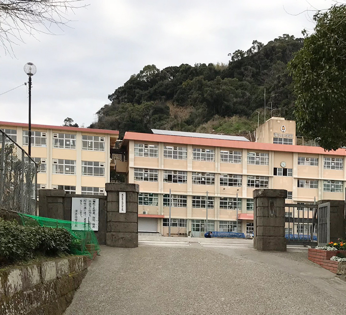 清水中学校